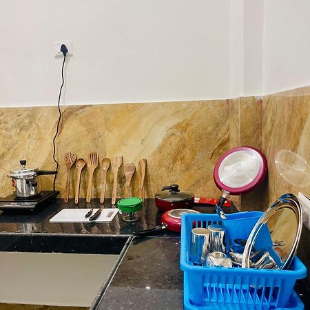 バラナシ Amrita Residencyヴィラ エクステリア 写真