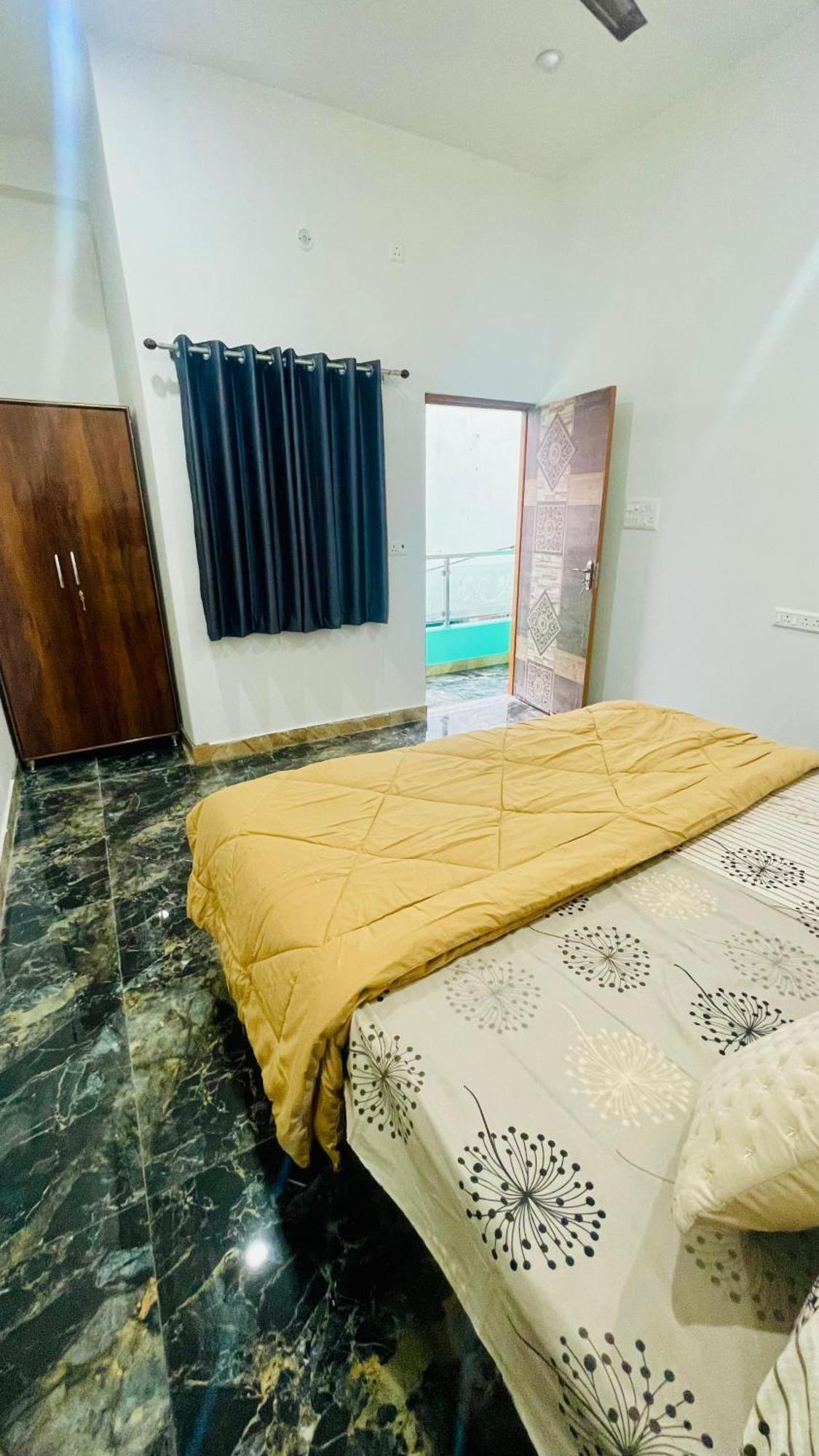 バラナシ Amrita Residencyヴィラ エクステリア 写真